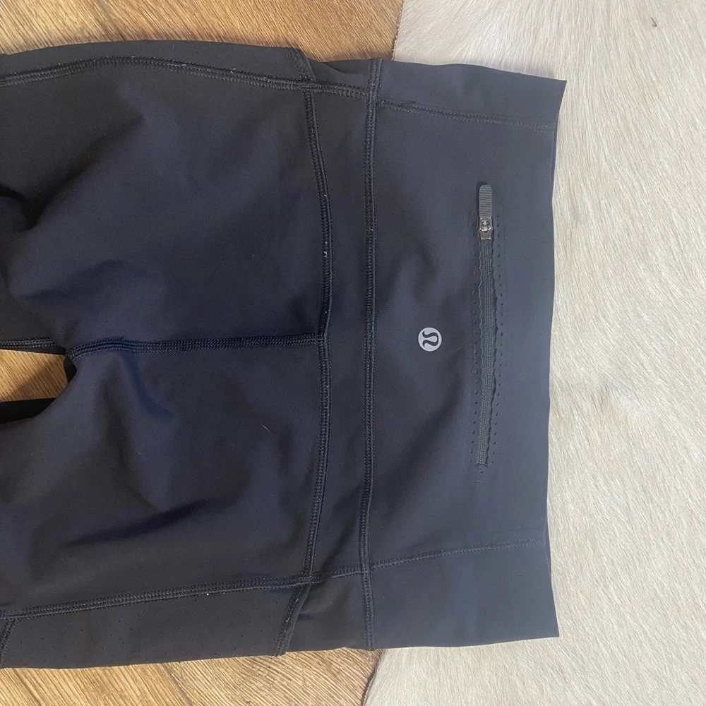 Lululemon Cropped Black Leggings
